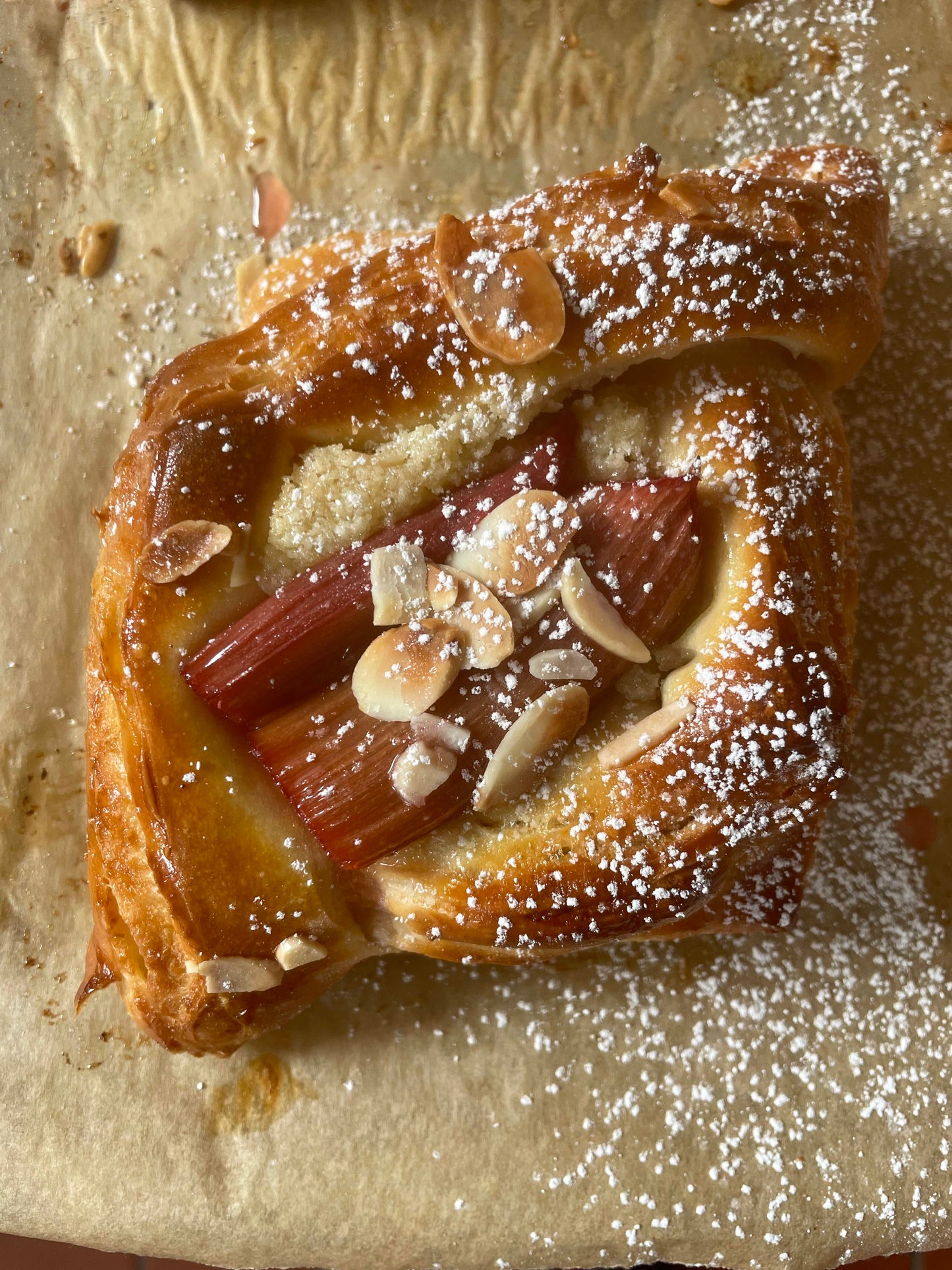 Rhubarb & frangipane Danish