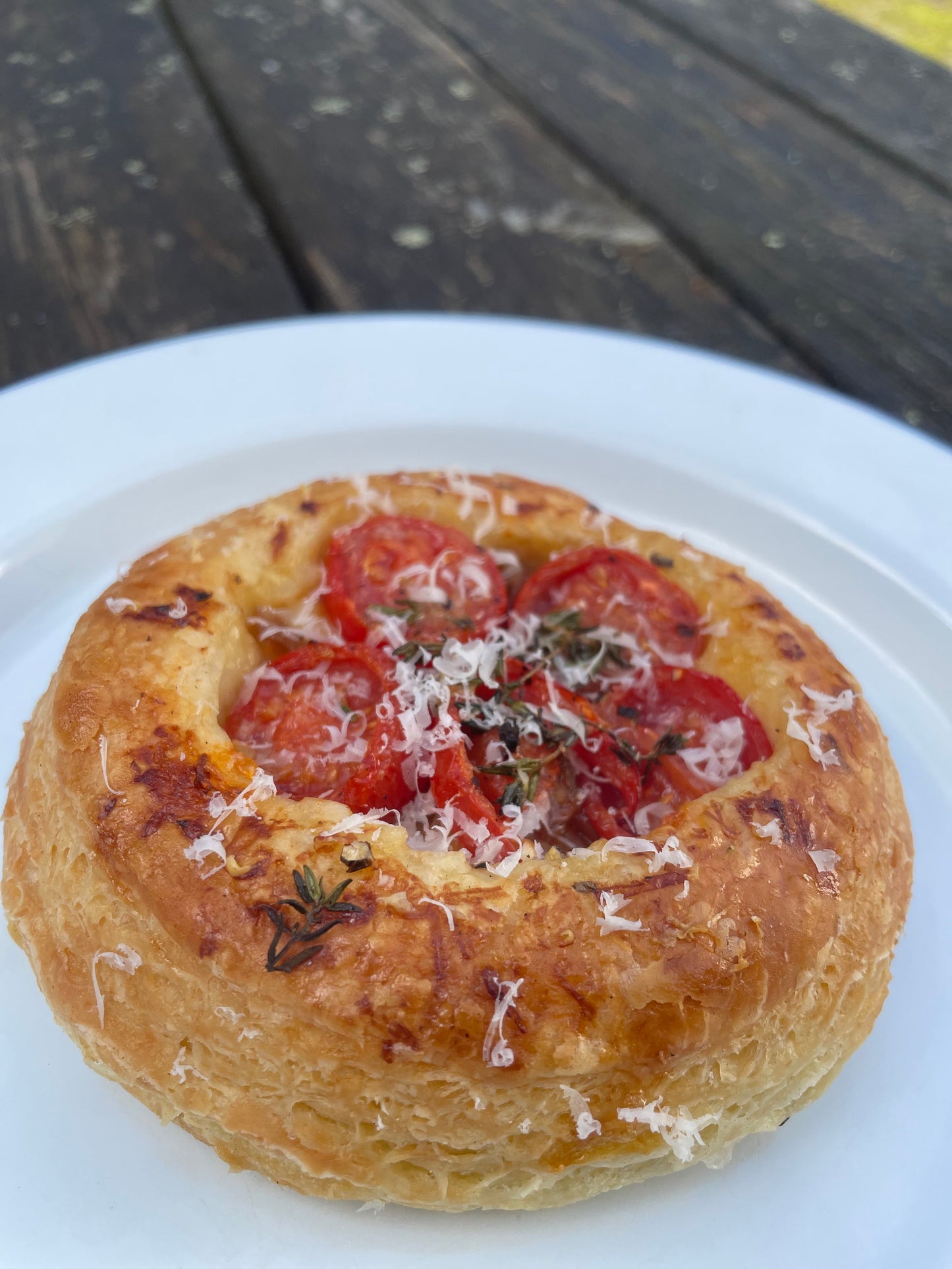 Tomato, cheese & thyme Danish