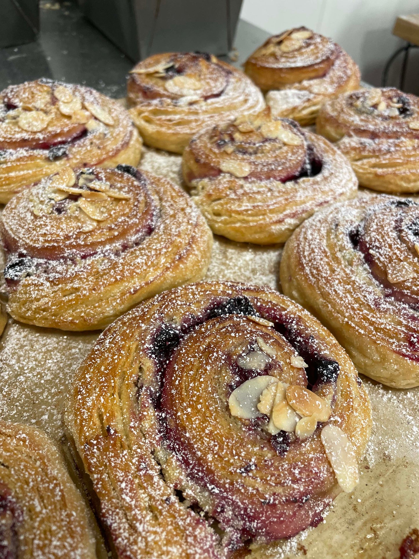 Blackcurrant & frangipane swirl