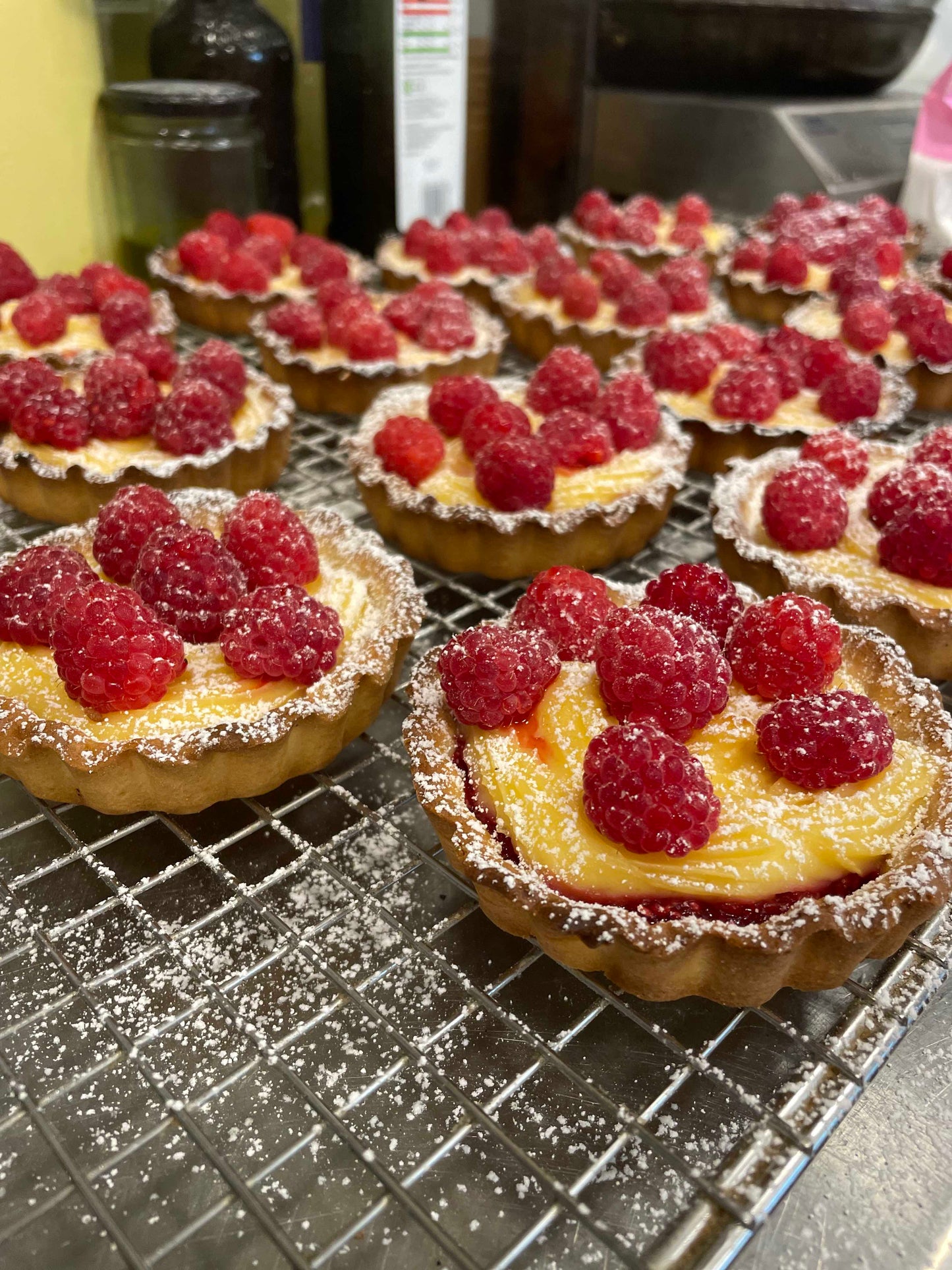 Seasonal fruit & custard tart