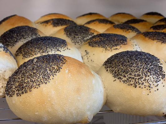 Poppy seed rolls (6)